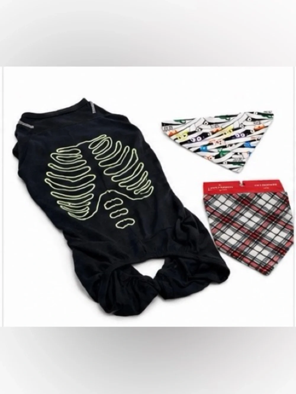 Pet Clothing Halloween & Christmas Bundle XL Skeleton Costume 2 Bandanas